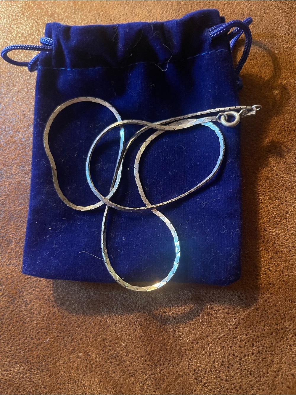 Classic Sterling Silver Textured Snake Necklace - Silver / herringbone chain